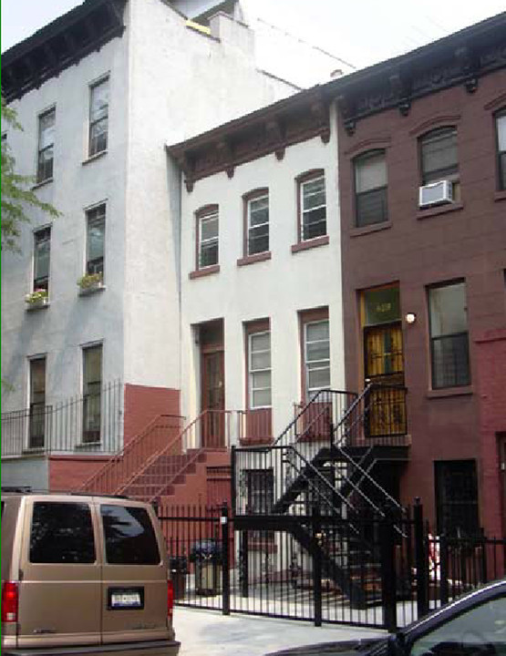 421 E 119th St in New York, NY - Building Photo