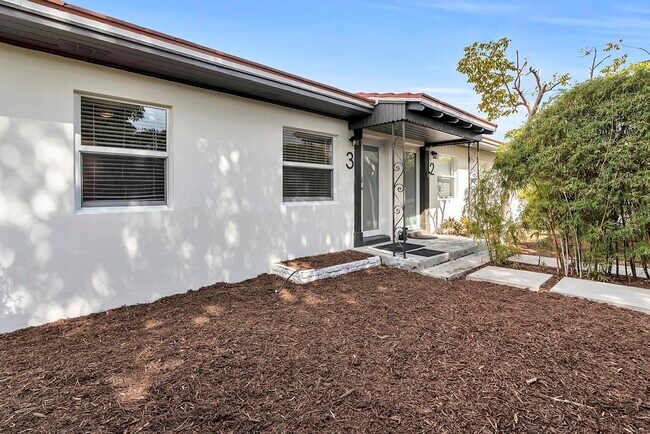 17 Ocean Breeze in Lake Worth Beach, FL - Building Photo - Building Photo