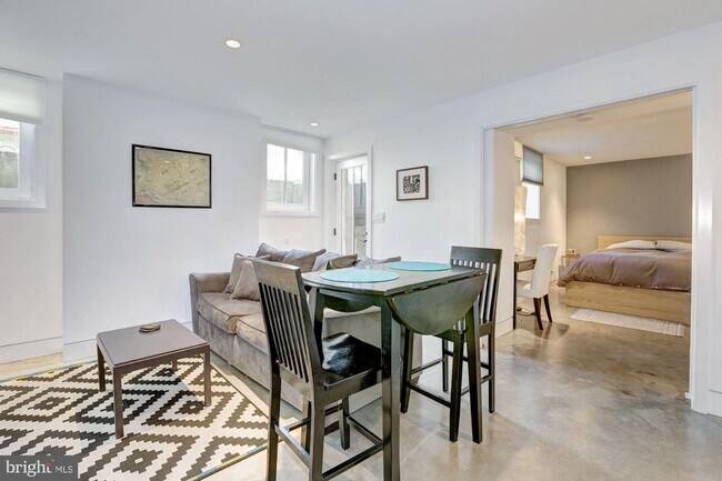 400 U St NW in Washington, DC - Building Photo - Building Photo