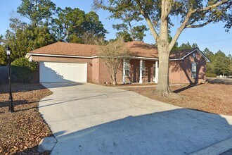 26 Village Ln in Freeport, FL - Building Photo - Building Photo