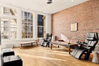 130 Greene St in New York, NY - Building Photo - Building Photo