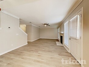 1220 Idlewood in Schertz, TX - Building Photo - Building Photo