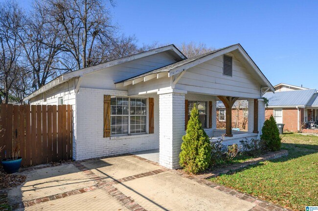 1600 Center St S in Birmingham, AL - Building Photo - Building Photo