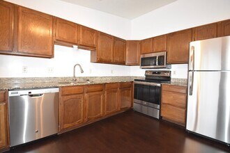 7003 McCauley Trail S in Minneapolis, MN - Building Photo - Building Photo