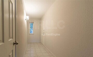 4012 Ridglea Country Club Dr in Benbrook, TX - Building Photo - Building Photo