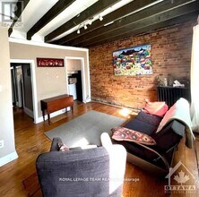 151 Bank St in Ottawa, ON - Building Photo - Building Photo