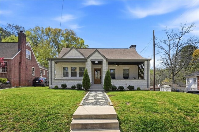 property at 496 Shannon Dr SW
