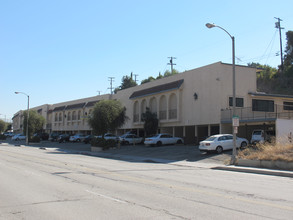 Ramona Garden Apartments in Alhambra, CA - Building Photo - Building Photo