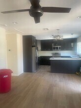 7251 Willoughby Dr in Webster, FL - Building Photo - Building Photo