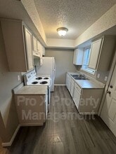 4115 S Glenn Ave in Springfield, MO - Building Photo - Building Photo