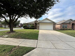 1201 Maddy Ln in Flower Mound, TX - Building Photo - Building Photo