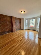 335 Meridian St in Boston, MA - Building Photo - Building Photo