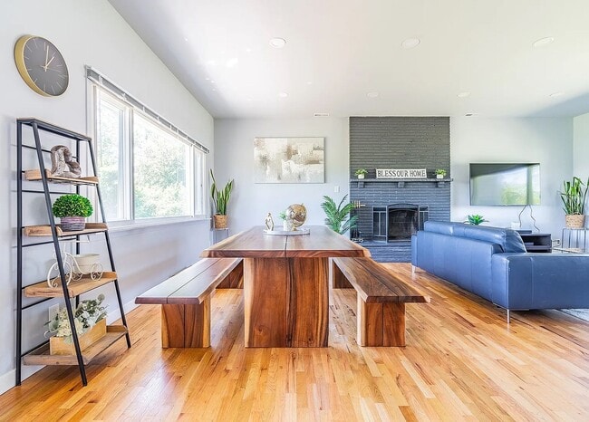 property at 2805 S 152nd St