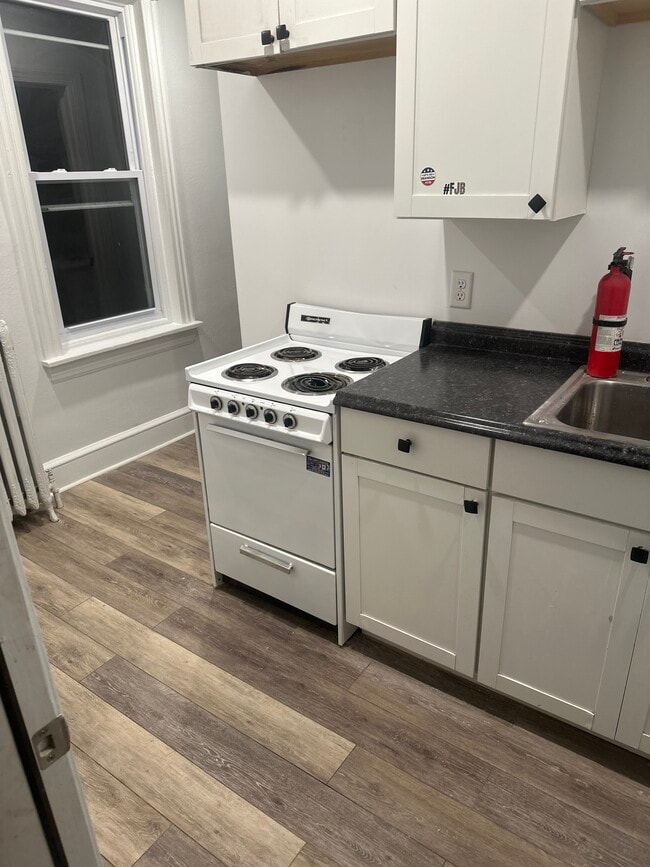 304 S 6th St, Unit 2F