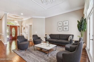 13022 Huntley Manor Dr in Jacksonville, FL - Building Photo - Building Photo