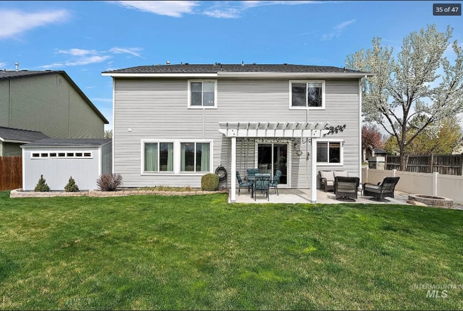 2801 W Lost Rapids Dr in Meridian, ID - Building Photo - Building Photo