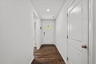 18099 Coolidge Ln in Bowling Green, VA - Building Photo - Building Photo
