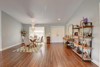 2621 NW 39th St in Boca Raton, FL - Building Photo - Building Photo