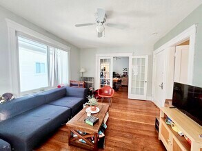 44 Day St, Unit 42 in Boston, MA - Building Photo - Building Photo