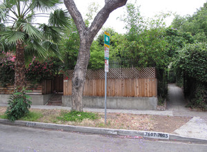 7605-7607 Lexington Ave in West Hollywood, CA - Building Photo - Building Photo