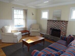 1109 Reef Rd in Fairfield, CT - Building Photo - Building Photo