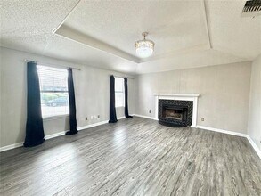 923 Wayne Ave in Duncanville, TX - Building Photo - Building Photo