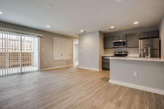 3328 Cedarplaza Ln in Dallas, TX - Building Photo - Building Photo