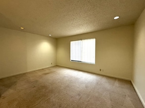 1330 N Perry Ave in Wichita, KS - Building Photo - Building Photo