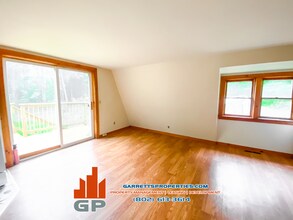 140 W Hill Rd in Worcester, VT - Building Photo - Building Photo