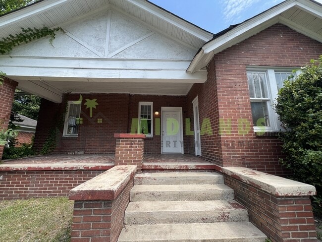 property at 2441 Gervais St