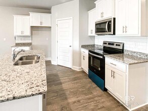 23317 Lieutenant Ave in Foley, AL - Building Photo - Building Photo