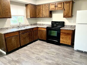 6390 Firethorn Ave in Reynoldsburg, OH - Building Photo - Building Photo