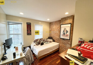 9 Warwick St, Unit 2 in Boston, MA - Foto de edificio - Building Photo