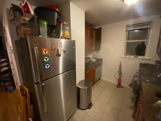 10 Parker Hill Ave, Unit 2 in Boston, MA - Foto de edificio - Building Photo