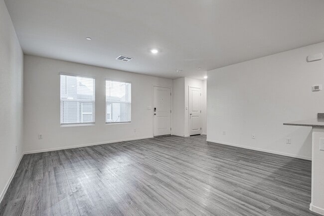 4826 Wine Rdg Ave in Las Vegas, NV - Building Photo - Building Photo