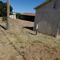 17001 Haskell Ln in Escalon, CA - Foto de edificio - Building Photo