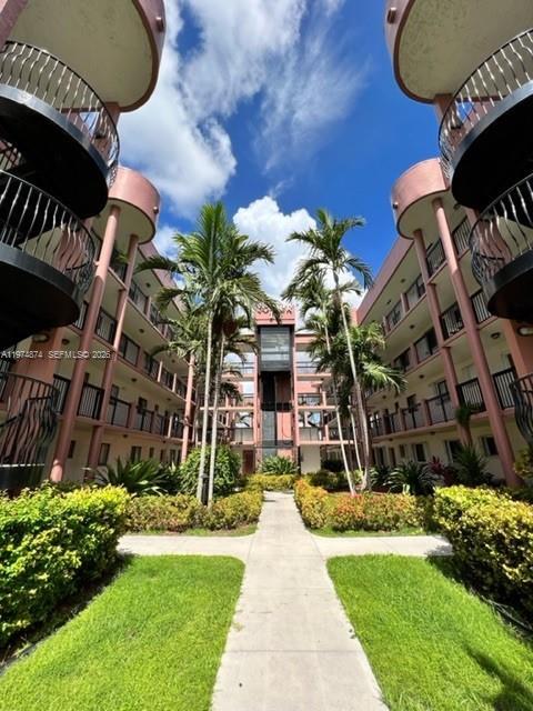 property at 5440 W 21st Ct