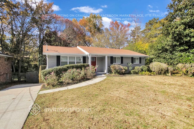 property at 2875 Laurel Ln