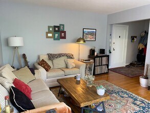4 Kilsyth Ter, Unit 22 in Boston, MA - Building Photo - Building Photo
