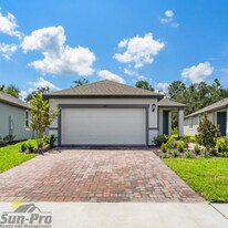 178 Pitching Wedge Dr in Daytona Beach, FL - Building Photo