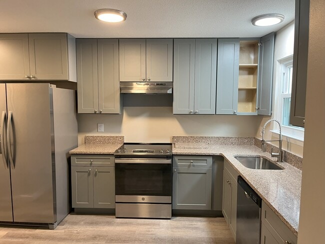 property at 91 5th Ave
