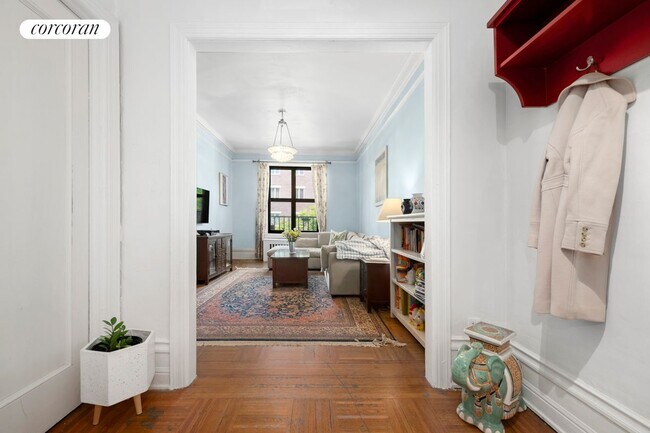 117 Seaman Ave in New York, NY - Building Photo - Building Photo