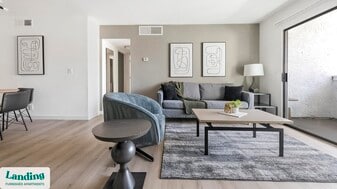 1455 E Katie Ave in Las Vegas, NV - Building Photo