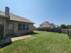 1229 Tralee Ln in Garland, TX - Building Photo - Building Photo