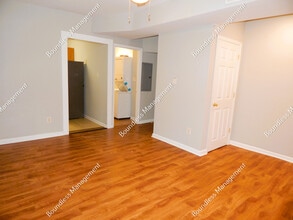 2284 Alvin Dr NW in Atlanta, GA - Building Photo - Building Photo