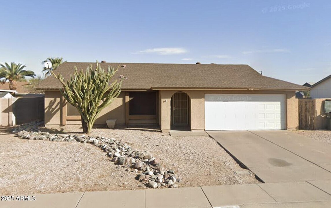 4126 W St John Rd in Glendale, AZ - Building Photo