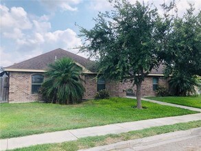906 W Emerald Dr-Unit -C in Pharr, TX - Building Photo - Building Photo