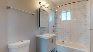 26 Elder St, Unit 3 in Boston, MA - Building Photo - Building Photo