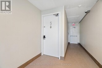 1 Elgin St N in Acton, ON - Building Photo - Building Photo