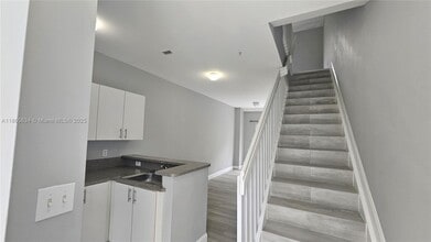 853 SW 2nd St in Miami, FL - Building Photo - Building Photo